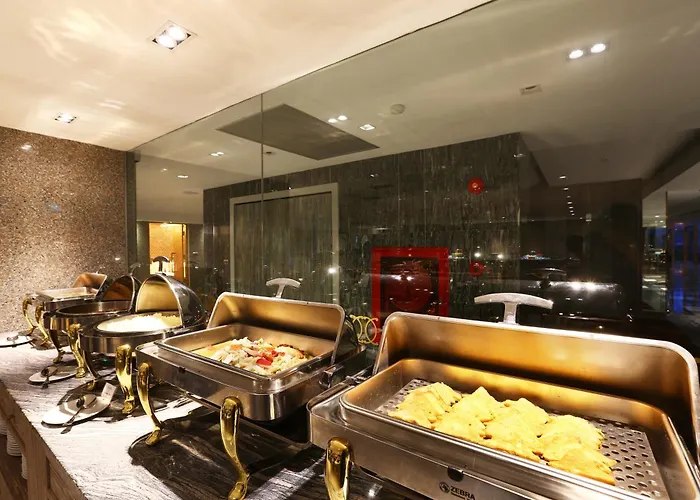 New SeasonHatyai Hotel